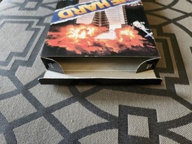 Die Hard Nintendo NES - Near MINT 100% Complete Reg Card Poster Baggy Paperwork