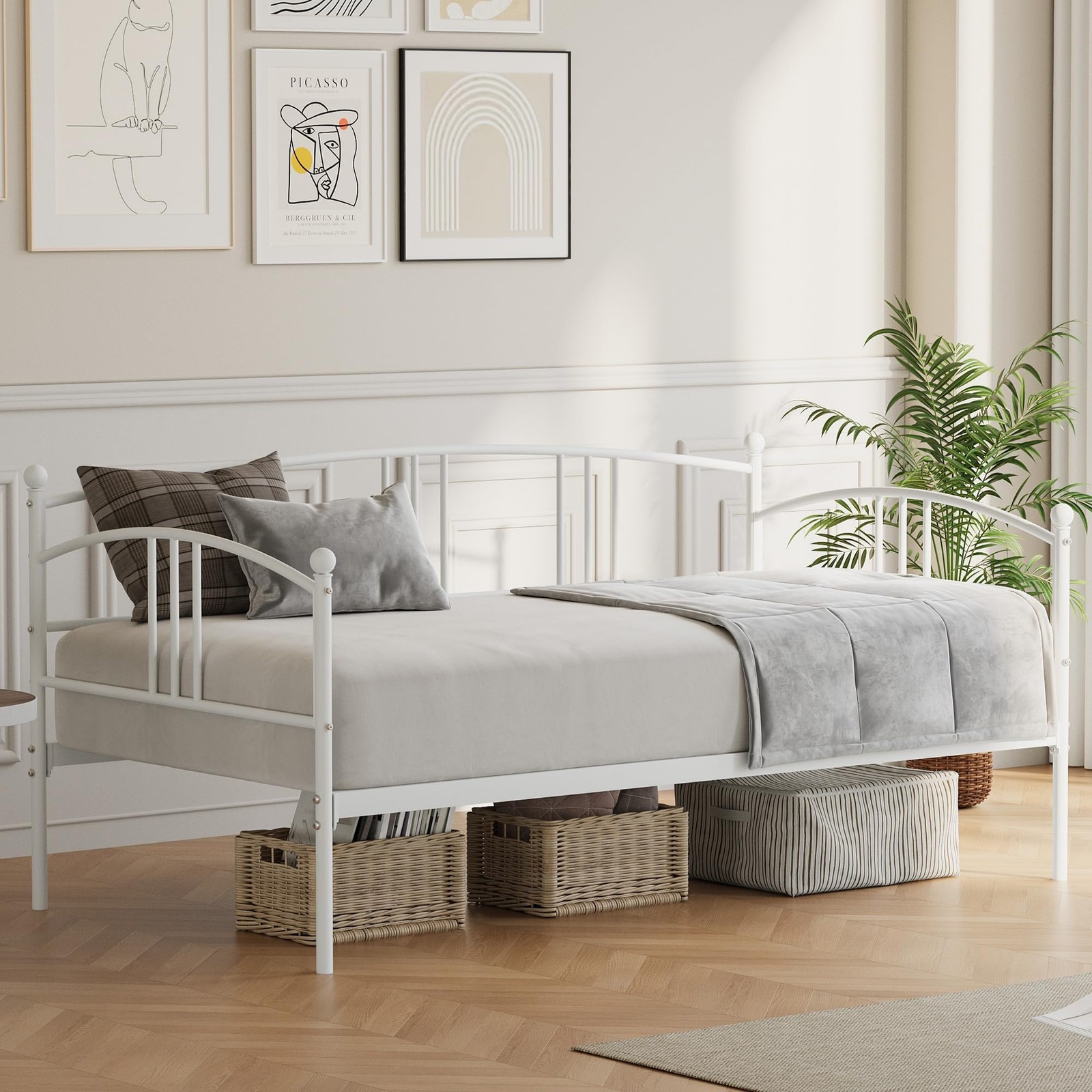 Daybed with Trundle, Twin Size Sofa Day Bed ,Metal Bed Frame Space Saving ,White