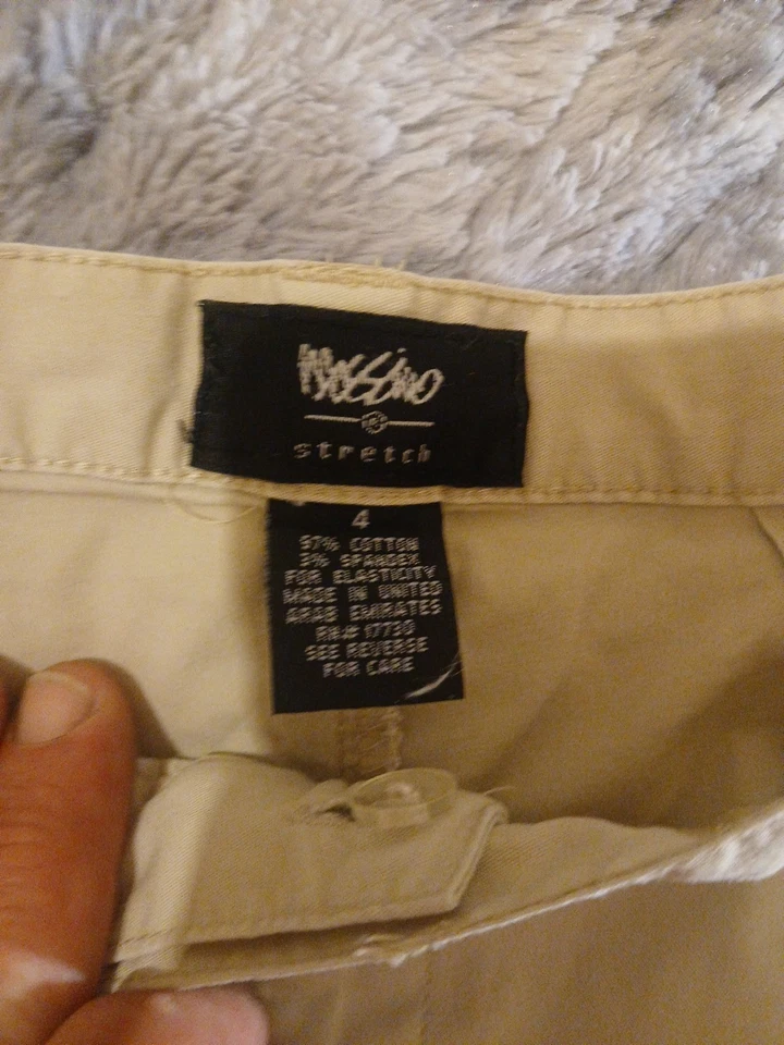 Shorts elástico feminino Massimo bronzeado tamanho 4 - Imagem 2 de 4