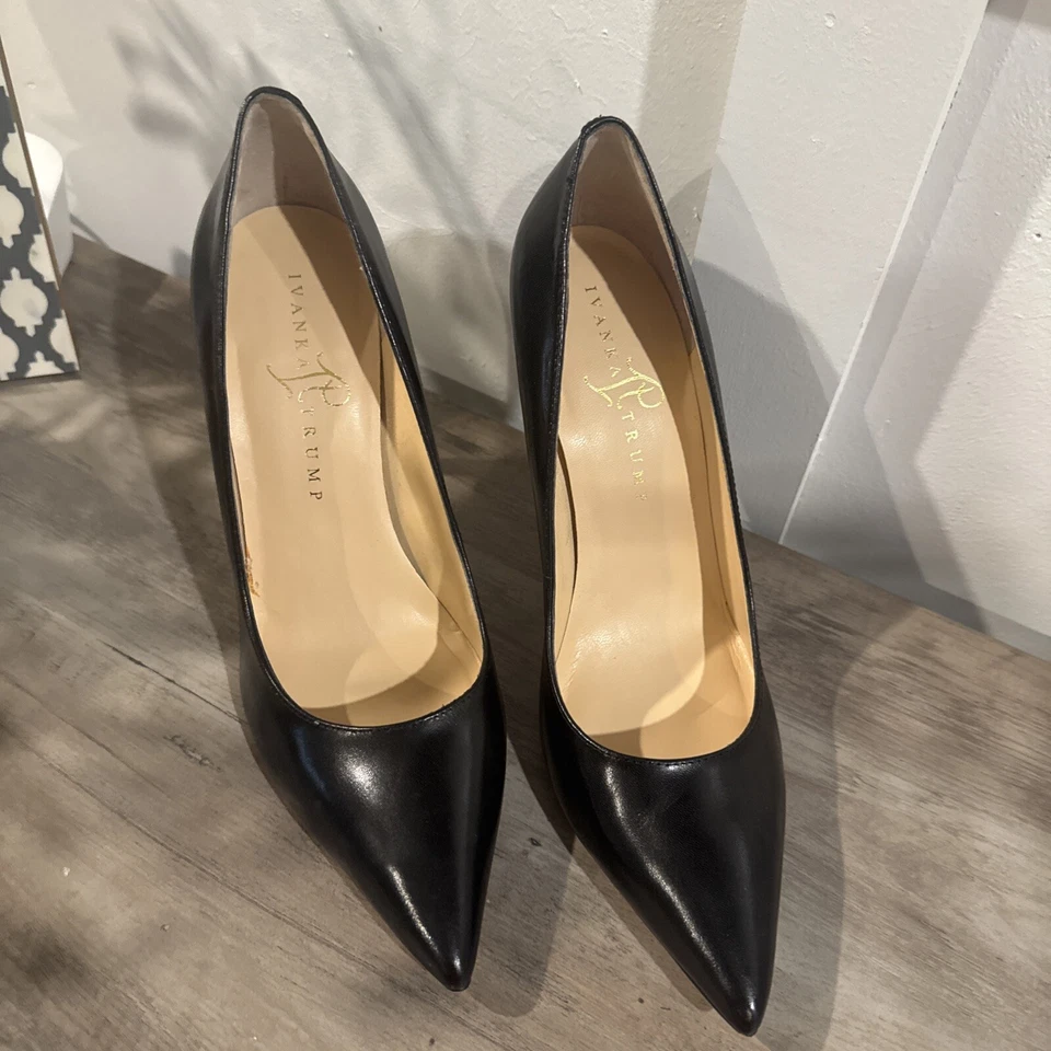 Ivanka Trump 黑色皮革高跟鞋 9 Carra 码 — 第 2/4 张图片
