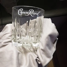 Crown Royal 8oz Whiskey Glasses Made In Italy White Cursive Script Set of 4 Vtg 