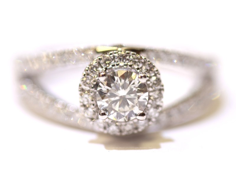14k white gold .94ct VS 1 F round Lab Grown Diamond Halo Engagement ring 4.1g 7