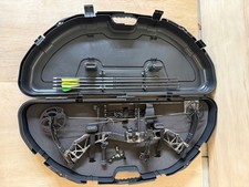 Bear Adapt RTH Compound Bow Right Hand 55-70# 29.5" Draw + Hard Case & Release