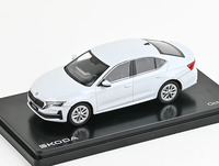 _ŠKoda Octavia Iv Fl (2024) – Weiß Moon Metallic Abrex 1:43