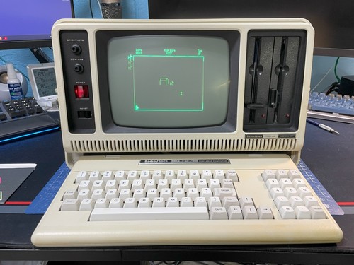 RadioShack TRS-80 4P Vintage Portable Computer, with Hi-Res Graphics Card - Picture 16 of 20