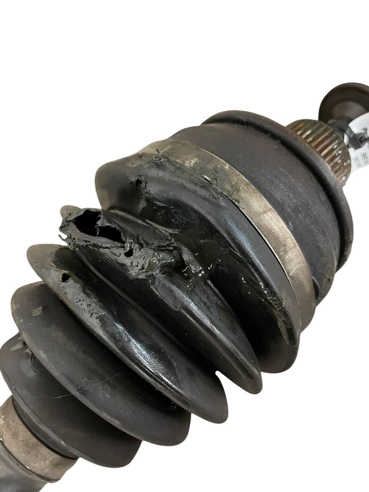 2015-2020 BENTLEY BENTAYGA OEM Front Left CV Axle Shaft *Torn Boot*