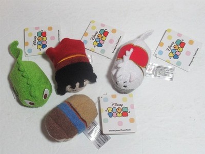  Lot 4 NWT Disney Tsum Tsum Mini Plush Tangled Pascal Maximus Flynn Mother