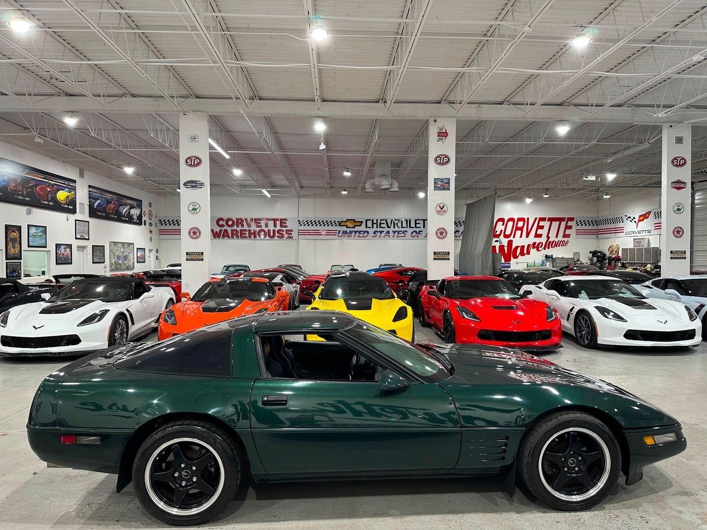 1994 Green Chevrolet Corvette   | C4 Corvette Photo 7