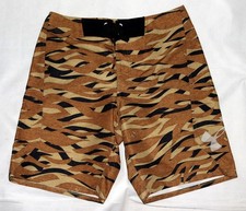 Under Armour Bergwind Men's Board Shorts 1253275 Brown Black Camouflage Size 34