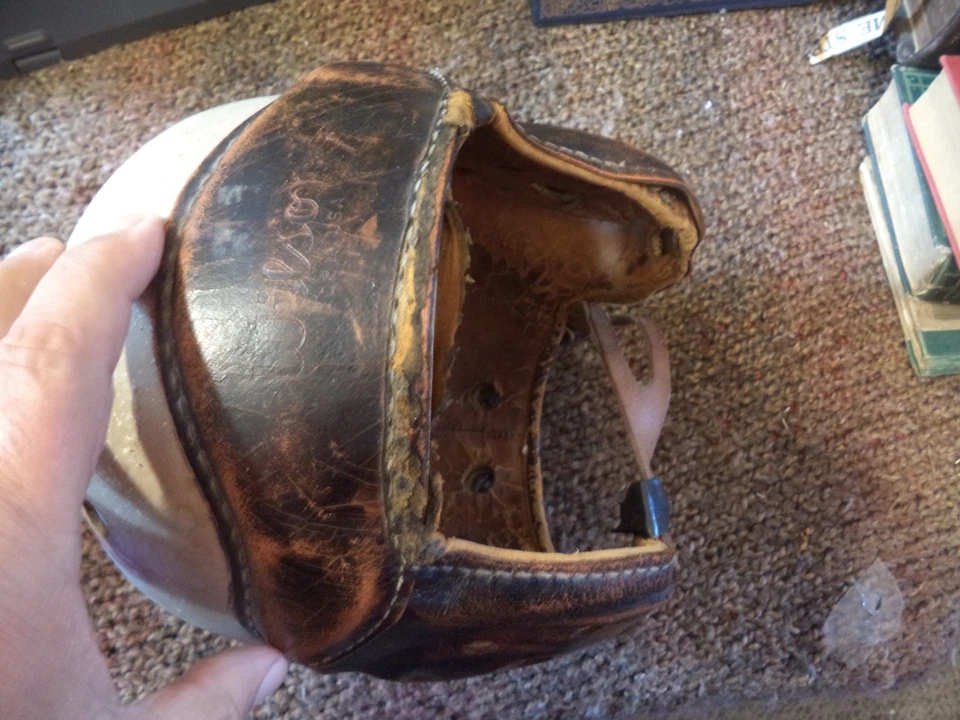 Bonito casco antiguo vintage de cuero Wilson de los años 20 pequeño de fútbol americano cara abierta #F2390 Foto 2 de 4