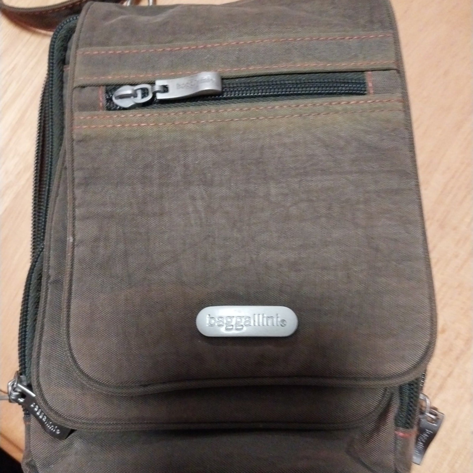 Baggallini Crossbody - image 1