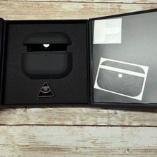 dbrand Grip Case Apple AirPods 3 Triple Black...