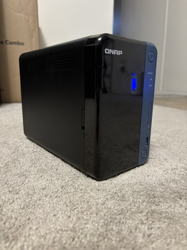 QNAP TS-253Be, 2-Bay NAS, 8GB Ram, adapter, power cable, RJ45