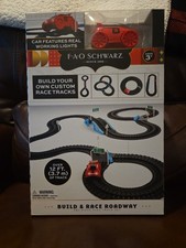 FAO Schwarz Build & Race Roadway 287 Piece Flex Track Set Brand New