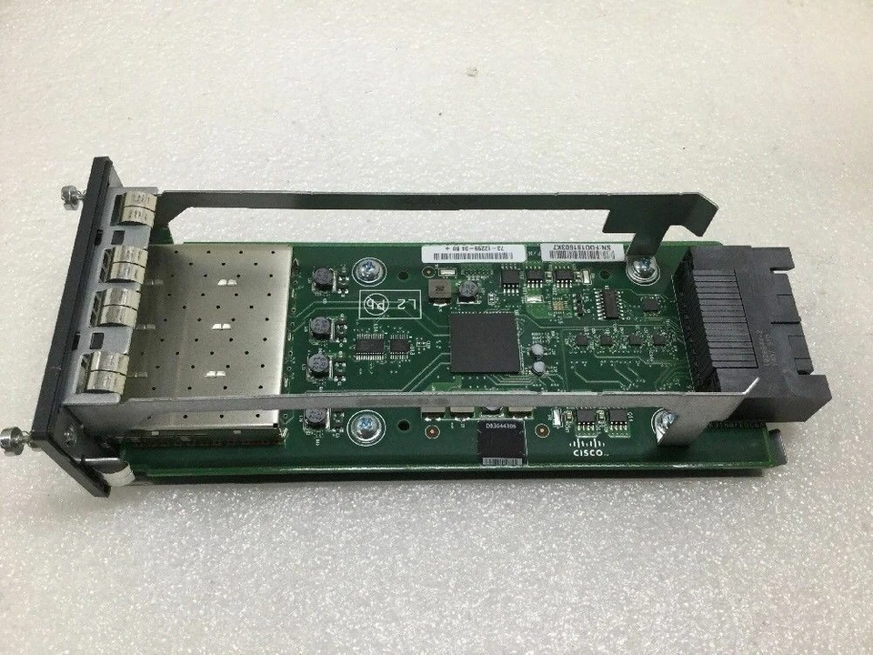 Cisco C3KX-NM-10G 10GB SFP Netzwerk Erweiterungsmodul für 3750X C3560X Switches - Bild 2 von 3
