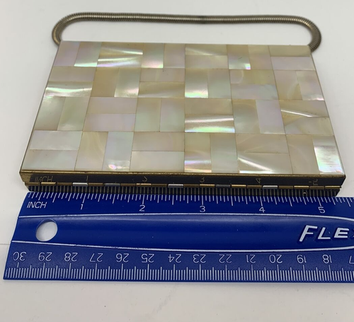 Cartera tocador de noche compacta vintage de los años 50 perla brillante y latón 5,25" X 3" - Imagen 2 de 12
