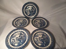 5 Churchill Blue Willow From Malaysia/ England (1) 10.25" & (4) 10" Dinner Plate