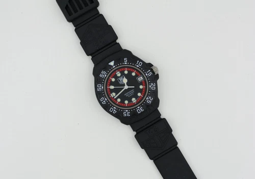 New Tag Heuer 383.513 Midsize Formula 1 Mens Womens Watch Black Red White Mint
