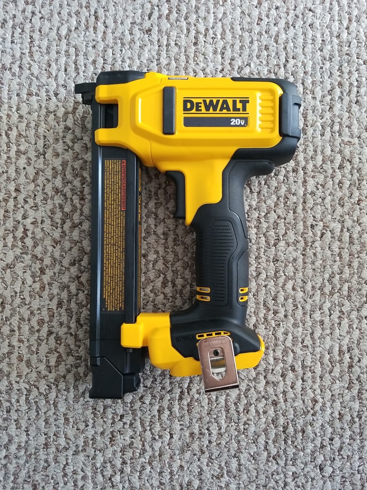 DEWALT DCN701B 20V Max Cordless Cable Stapler Tool Only. 885911551106