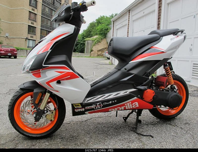 KIT 4 GEMME FRECCE TRASPARENTI APRILIA SR 50 R FACTORY - CON 4 LAMPADINE  - Imagen 2 de 4