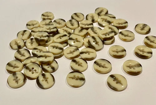 20 Caramel Cream and Brown Buttons 15mm Round 4 Hole B64-41 AUSSIE SELLER - Picture 4 of 4
