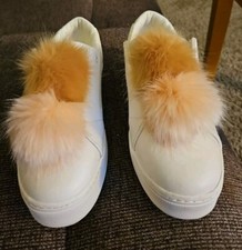 Sam Edelman Leya White Leather Faux Fur Pom Slip On Woman 9.5   Gently Used