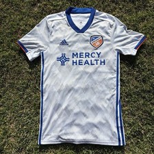 adidas FC Cincinnati 2019 White And Blue MLS Soccer Jersey Kit Size Small