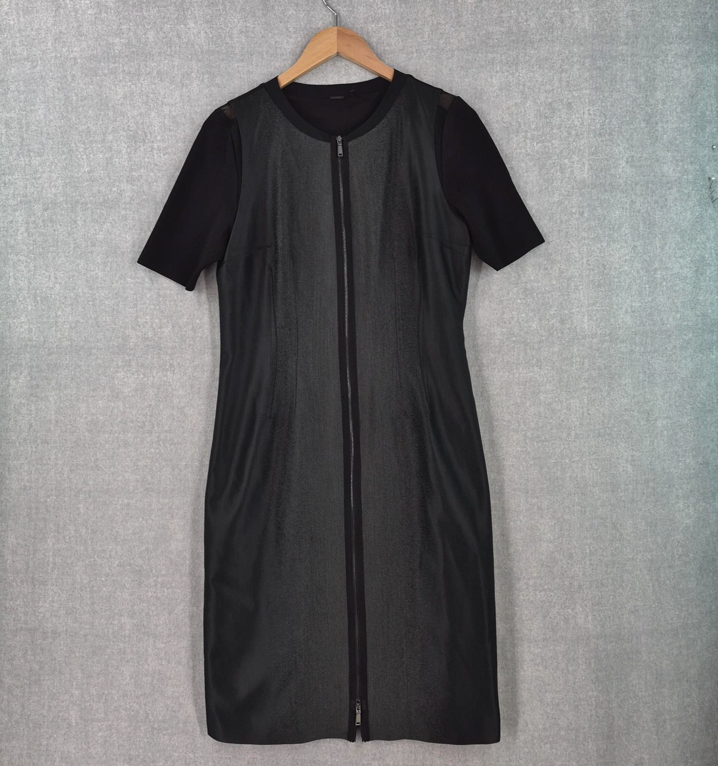 Elie Tahari Mila Sheath Dress Womens 12 Black Gray Short Sleeve Zip Front
