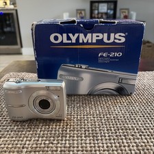 Olympus Digital Camera FE-210 7.1MP Silver Tested Memory Card, Box, User Manual