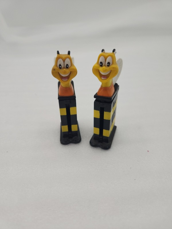 2001 Mini PEZ Dispensers 2 BuzzBee General Mills Mascot
