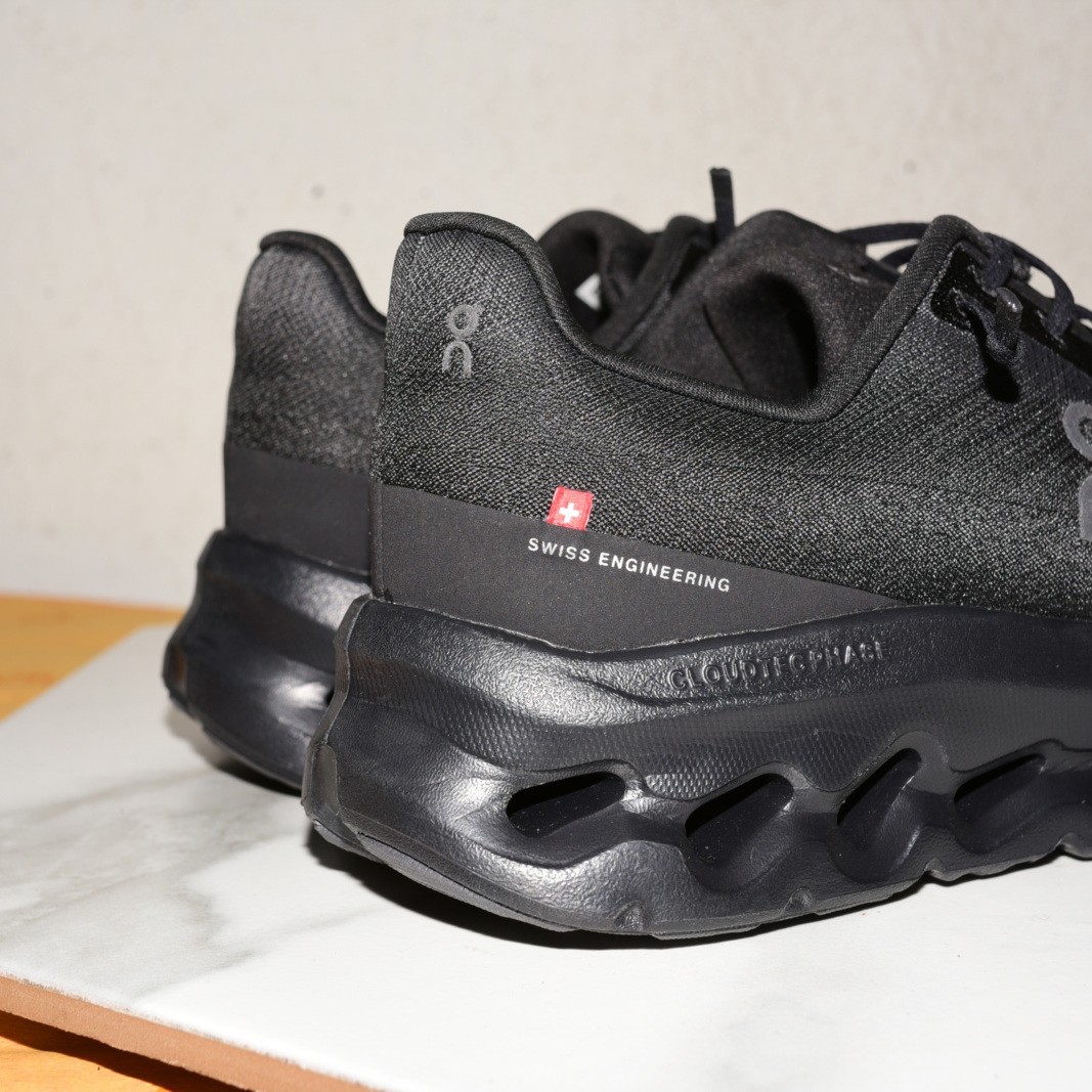 On Running Cloudtilt Black Eclipse Men US 11.5 / … - image 11