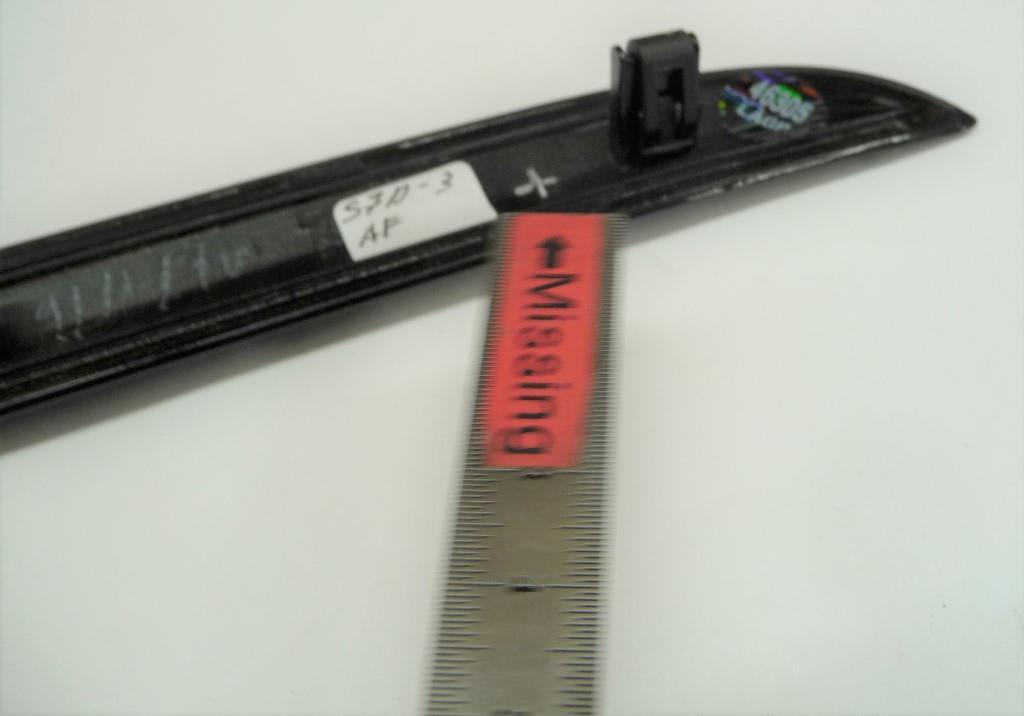 22 Bentley Flying Spur Right Fender Wing Strip Trim Black Molding 3SE837644C OEM