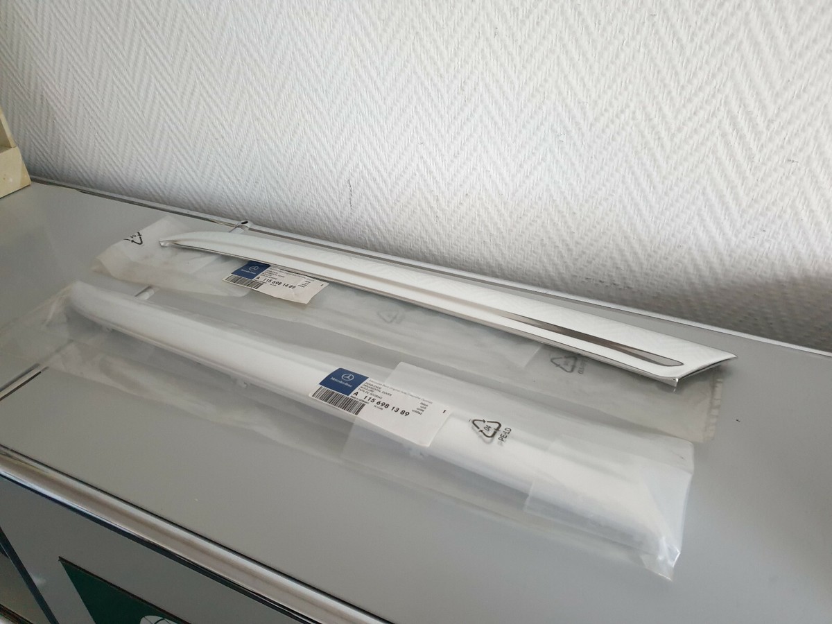 NEU NOS Mercedes W114 W115 A-Saeule Zierstab Zierblende L+R A  