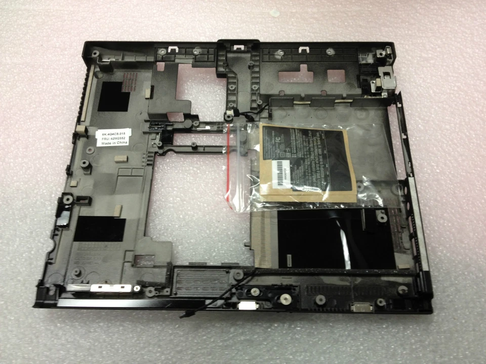 NUEVA IBM 42W2552 Lenovo ThinkPad X60 Tablet 6368 Funda Base Inferior Cubierta Foto 2 de 2