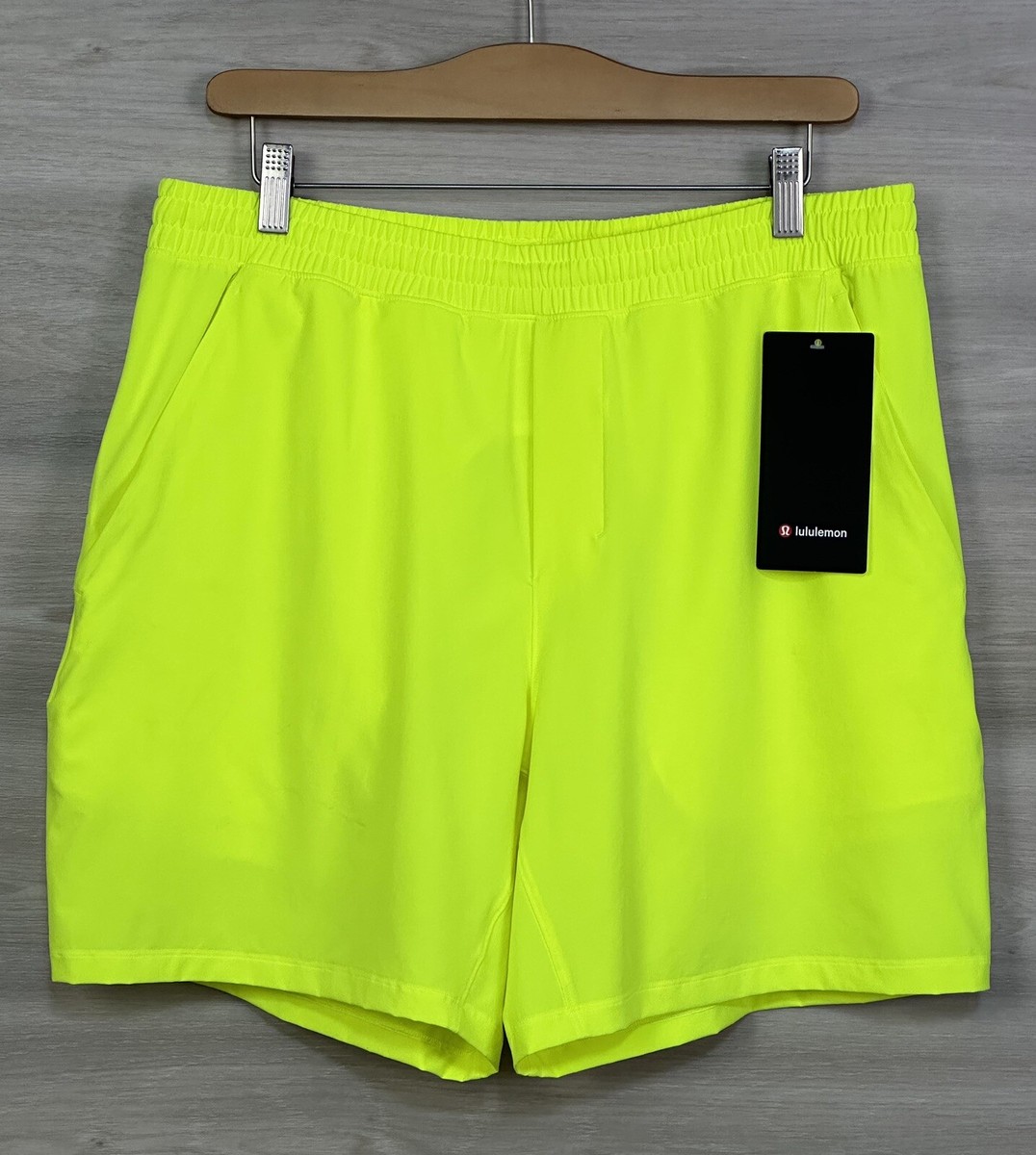 Lululemon Pace Breaker Short 7” Lined Size L Highlighter Yellow