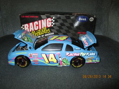 RCCA/ Action 1/24 Club Bank #14 Racing for Kids 1996 Chevrolet Monte Carlo - Foto 2 di 9