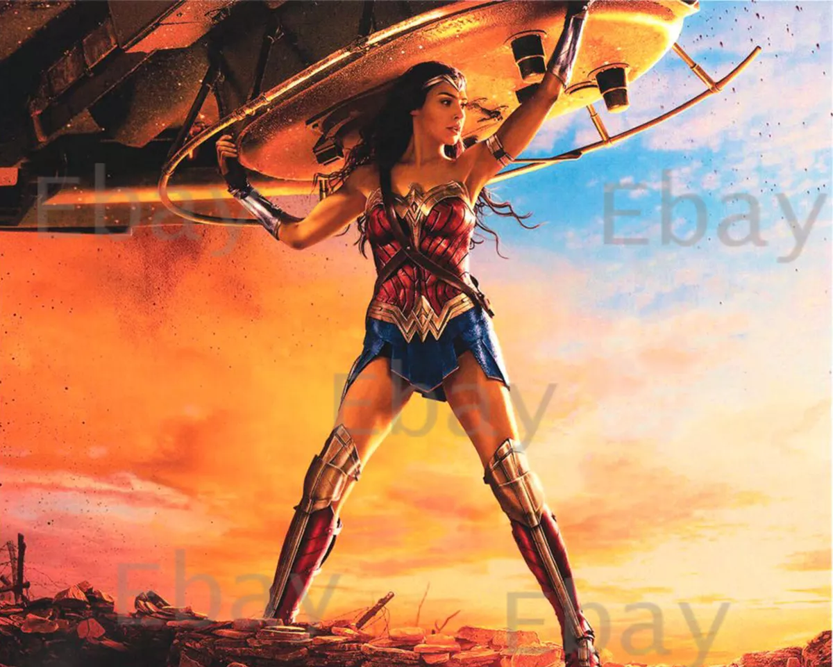 Gal Gadot - Wonder Woman Actress 8X10 Photo Reprint