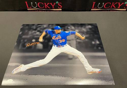 Edwin Diaz Signed Auto New York Mets Spotlight 16x20 Photo JSA WITNESS COA