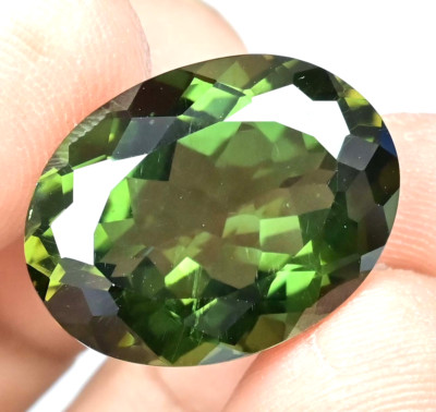 Flawless Natural Greenish Moldavite 19.00 Ct Excellent Oval Certified Gemstone