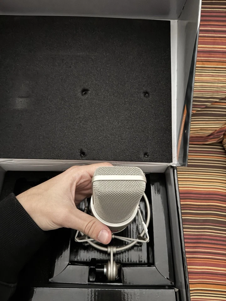 NEUMANN TLM103 STUDIO SET - Microfono a CONDENSATORE + SOSPENSIONE NEUMANN EA1 - Immagine 4 di 4