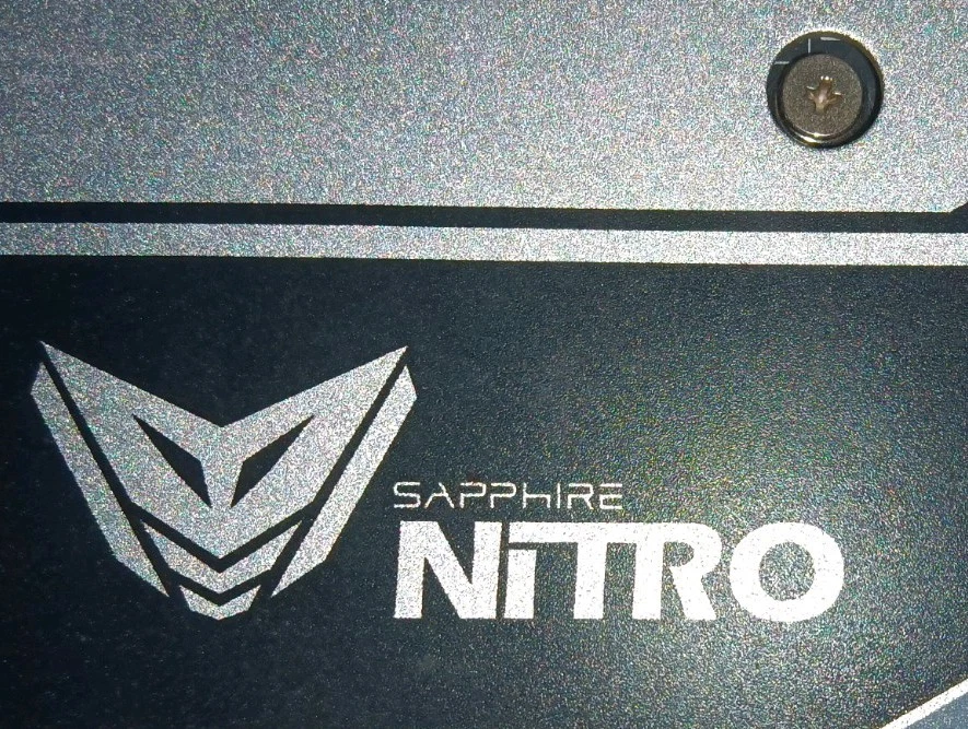 Sapphire Nitro+ RX 580 8 GB GDDR5 11265-01 Foto 3 de 4