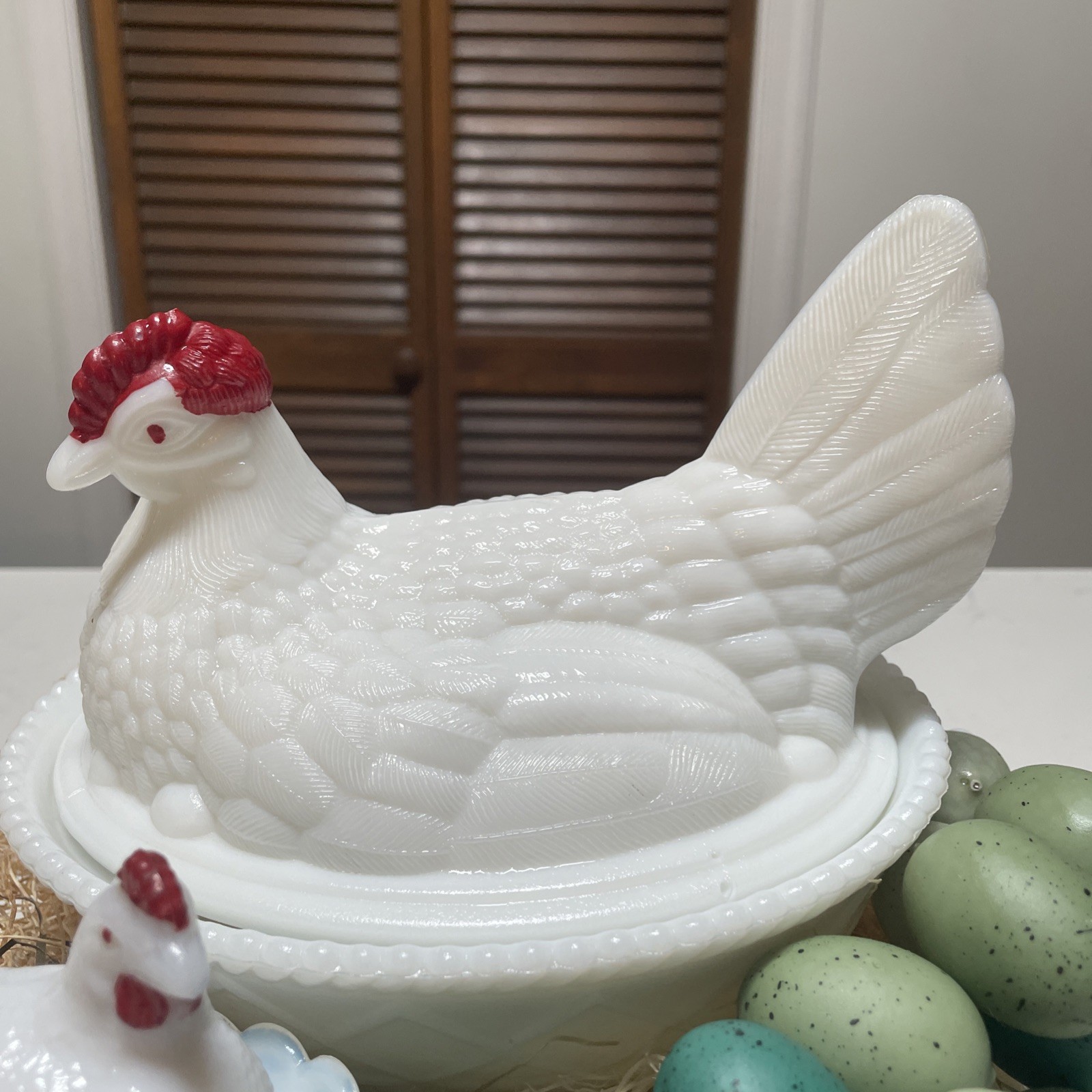 VTG Westmoreland Milk Glass Hen On Nest LOT Of 4 W/ Westmoreland Display Plate