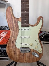 SUHR CLASSIC S CUSTOM Spalt Maple Roasted Birdseye Maple