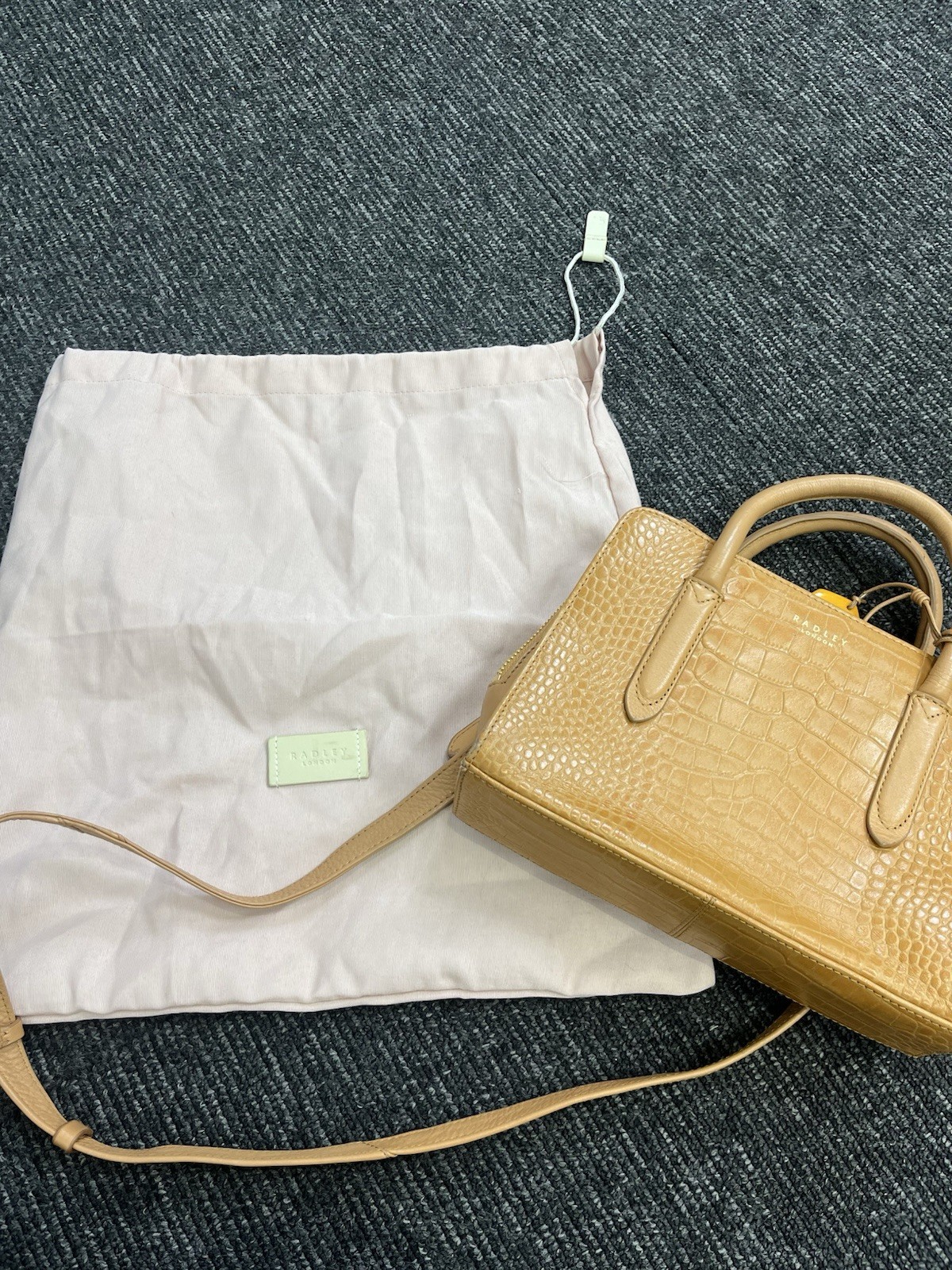 Radley London Liverpool Street 2.0 handbag tan leather image 4