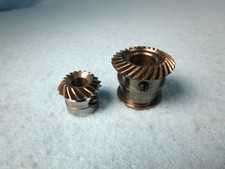 Singer 600 Sewing Machine Upper Steel GEARS Vertical  Offset Arm Shaft