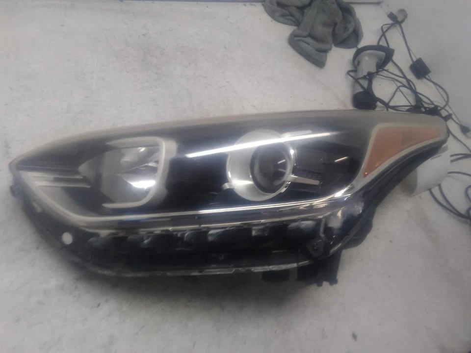 Used Left Headlight Assembly fits: 2019 Kia Forte Sedan halogen projector w/o LE - Изображение 2 из 4
