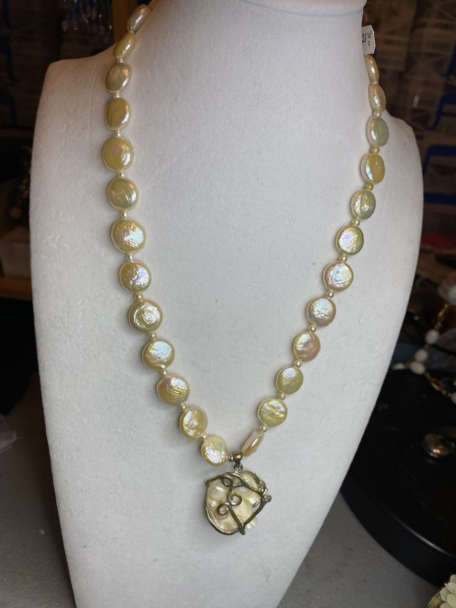 Exquisite Pearls Demi Parietal Real Pearls. Necklas By View 5