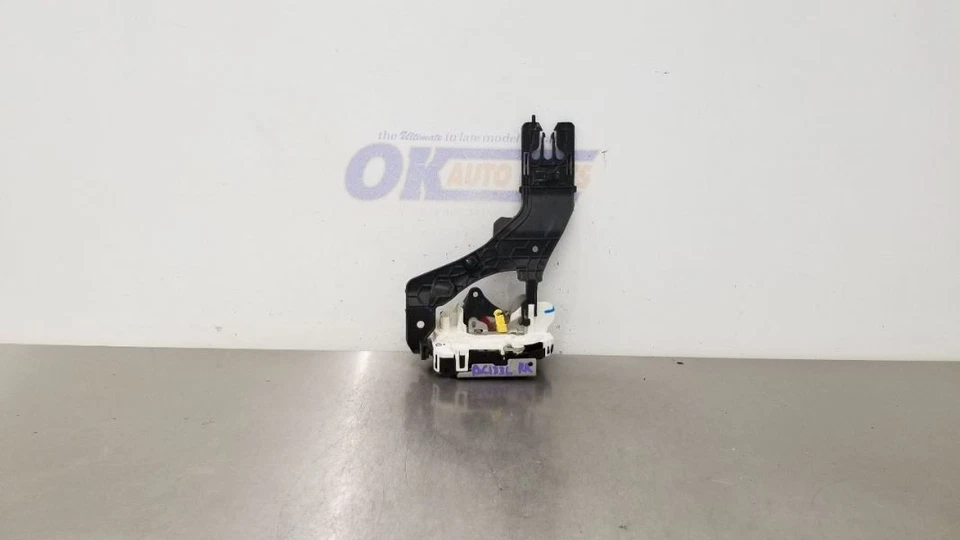 20 道奇 RAM 2500 门锁闩锁活动器后方右乘客车厢 — 第 2/4 张图片