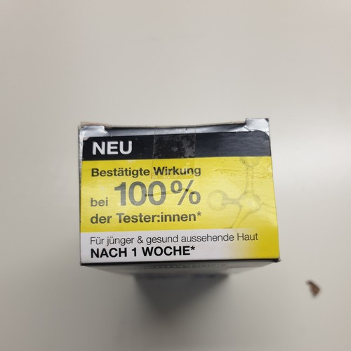 Neutrogena Anti-Age Retinol Boost Nachtcreme · 50 ml · PZN 18097394 - Bild 3 von 3
