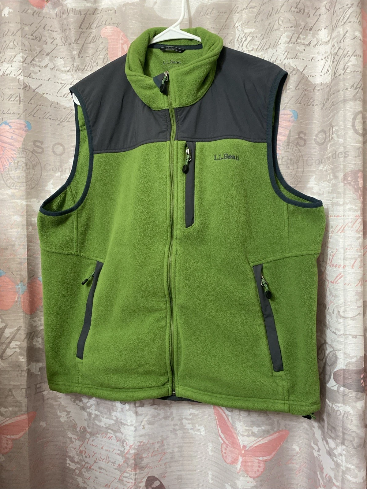 LL BEAN Fleece Vest Green/Gray Full Zipper 3 Front Pockets Men's Large